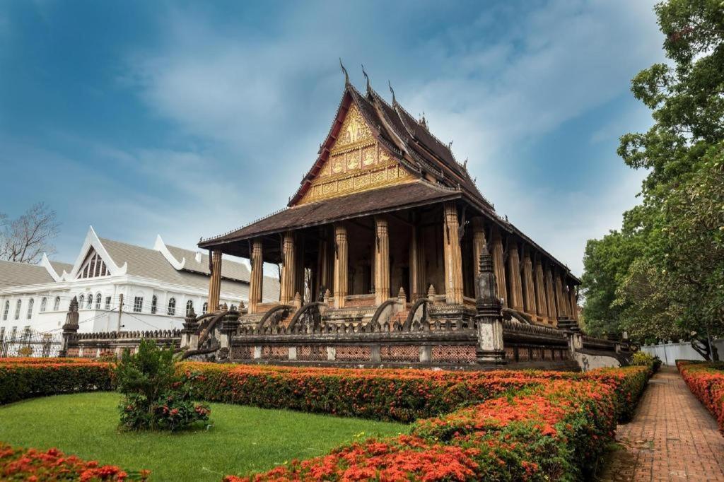 Lani'S House By The Ponds Hotel Vientiane Luaran gambar