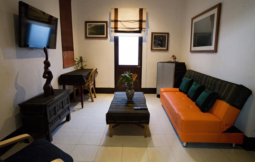 Lani'S House By The Ponds Hotel Vientiane Luaran gambar